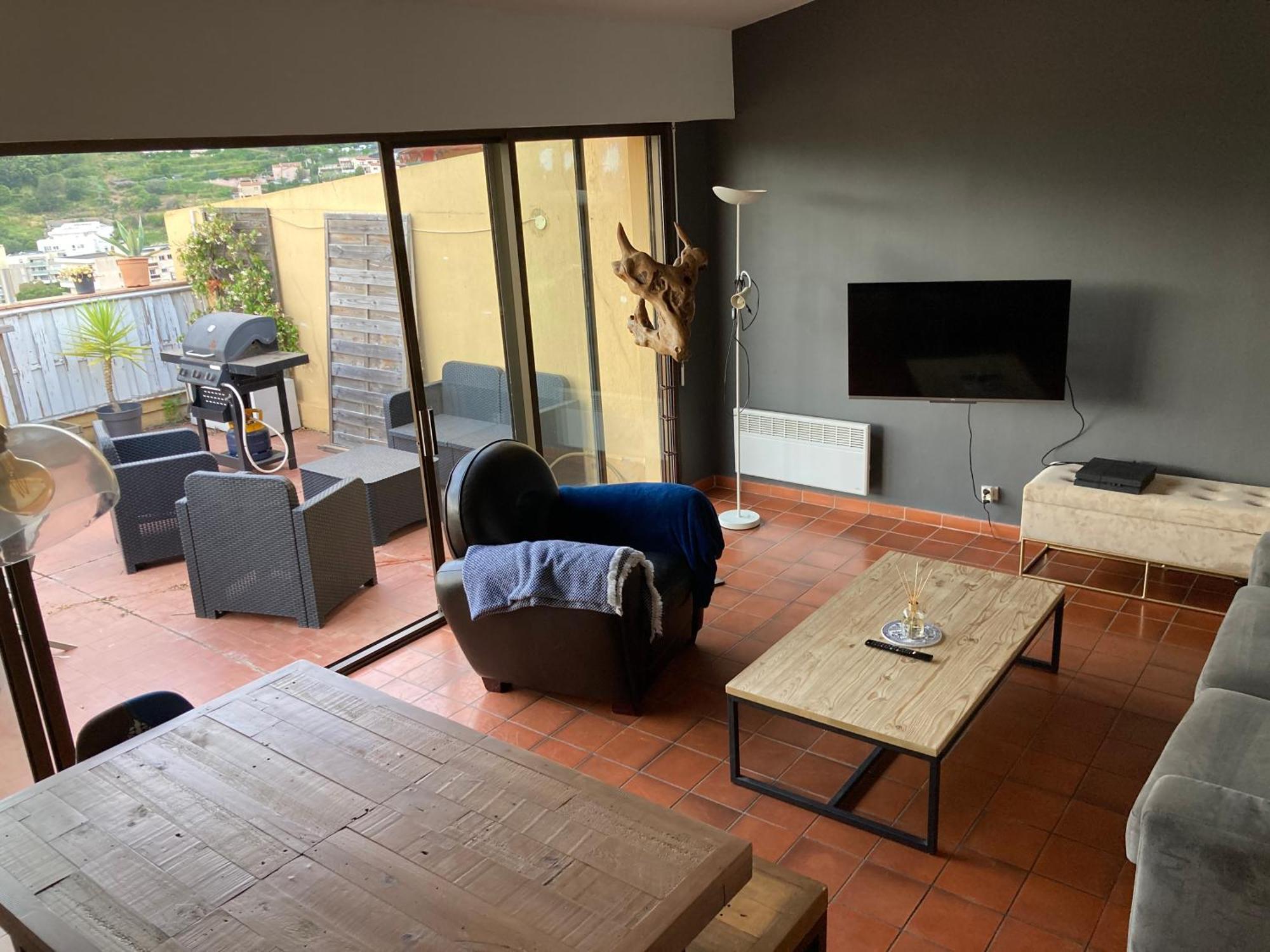 T2 Traversant Avec Une Grande Terrasse Et Piscine Cagnes-sur-Mer Extérieur photo